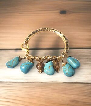 Vintage Wanderlust Faux Turquoise Hamsa Hand Fish Amulet Charm D Bracelet